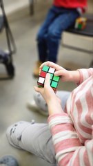 Швидкісне складання кубика Рубіка